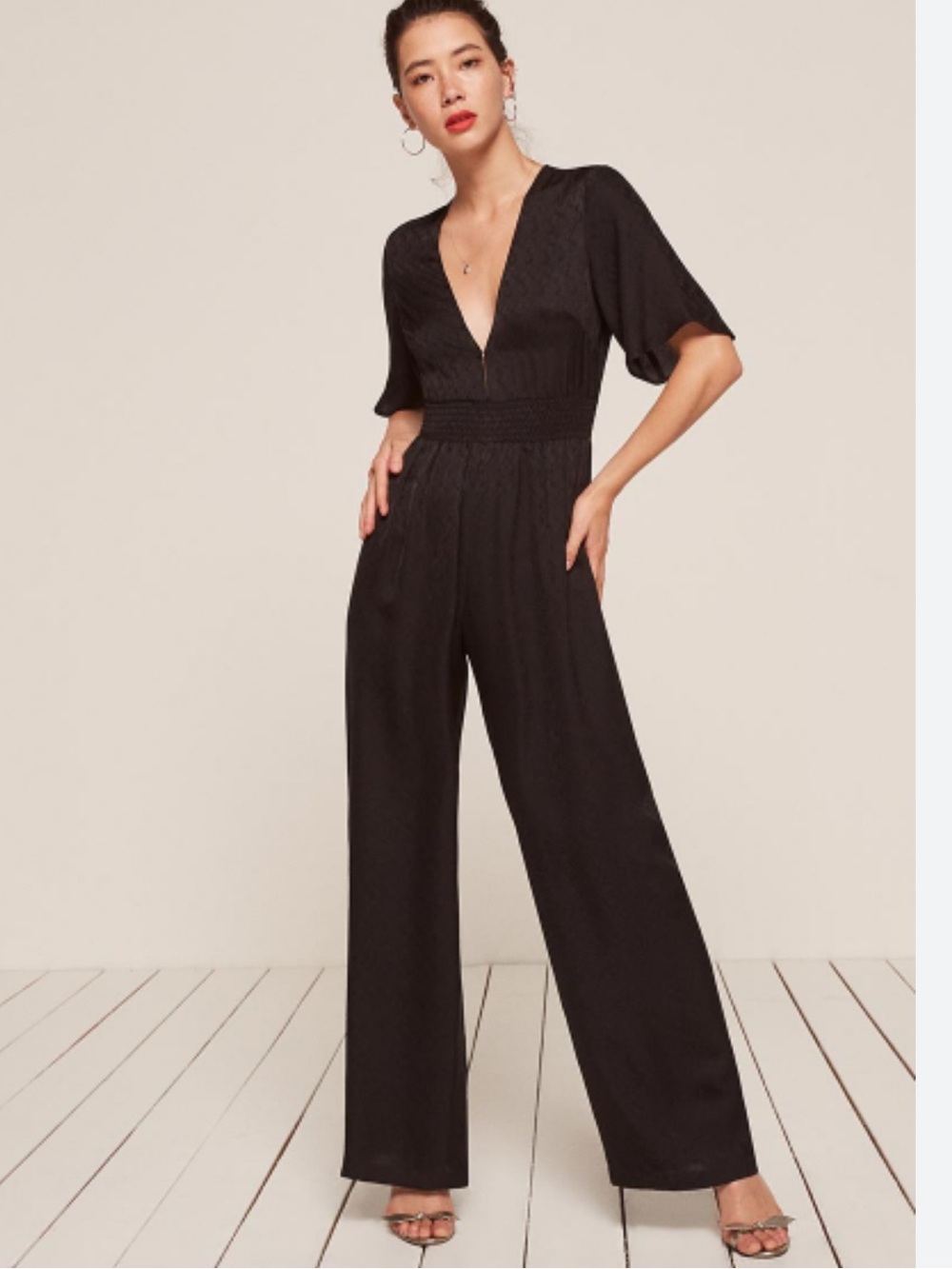 Reformation 100% SILK Black Wide Leg size 4 Women’s Deep V Jumpsuit - Picture 1 of 8